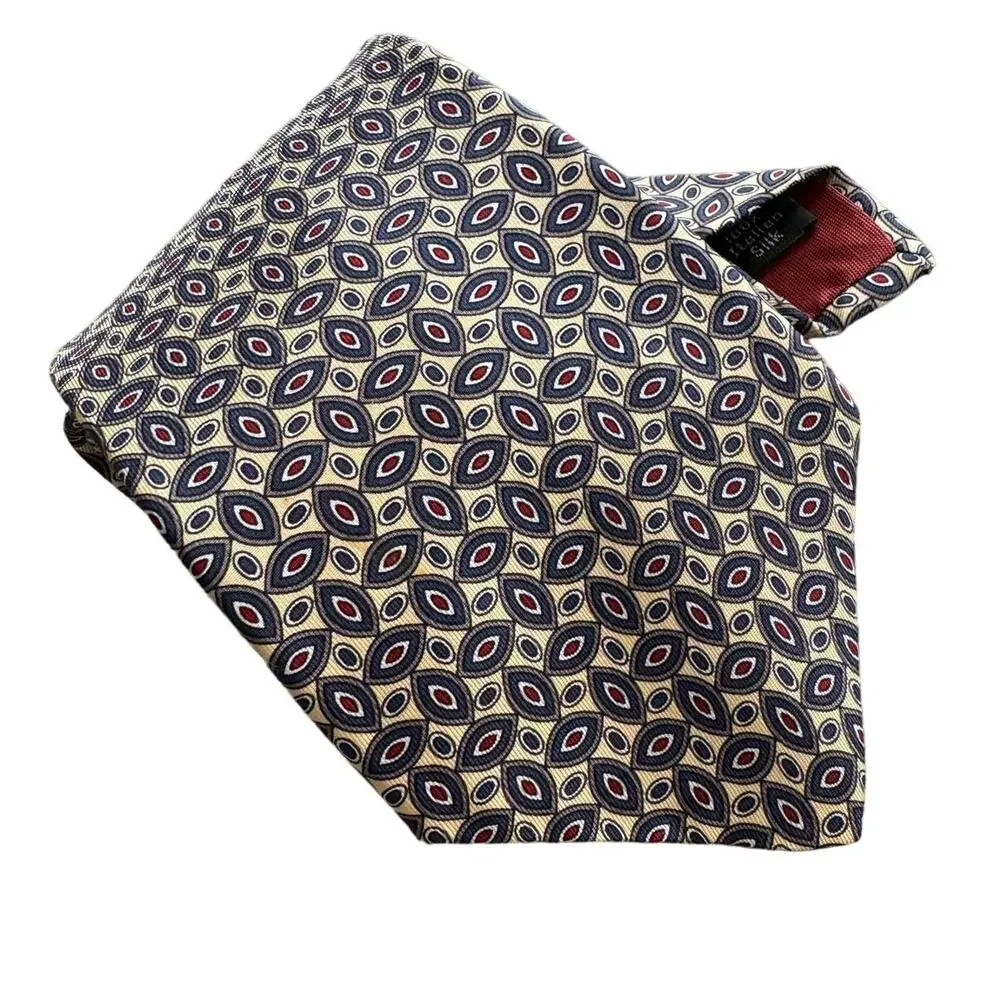 Halston III vintage 100% silk geometric pattern print tie 4” w